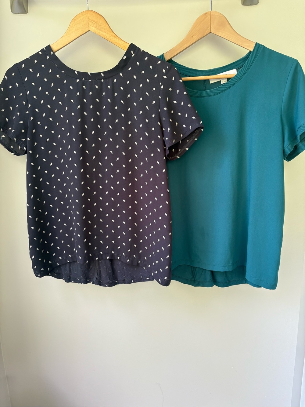 ANN TAYLOR LOFT 2 Short-Sleeve Blouses Teal and Dark Grey Bundle of 2 Size S
